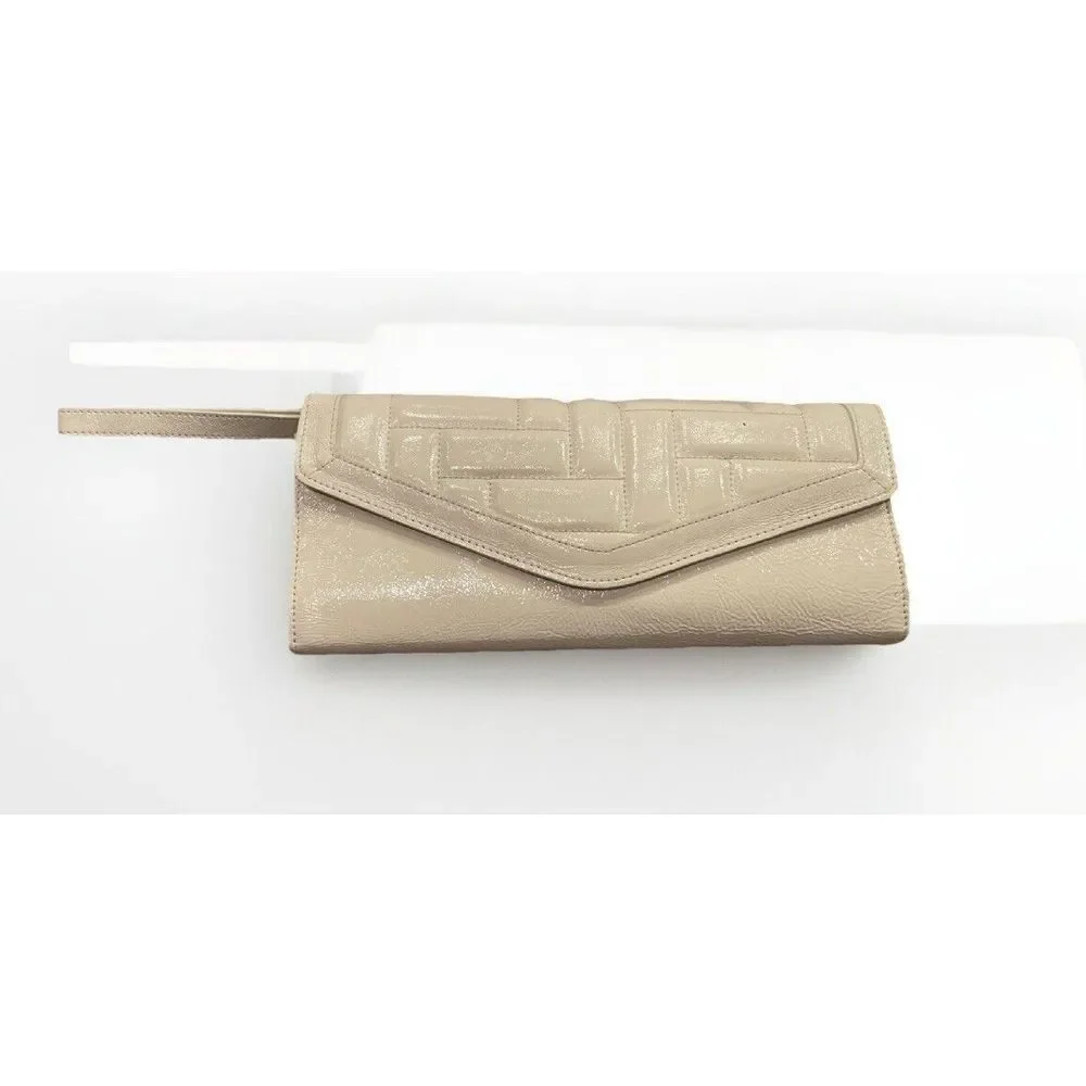Hobo International Textured Creamy White Patent Trifold Clutch Retractable Strap